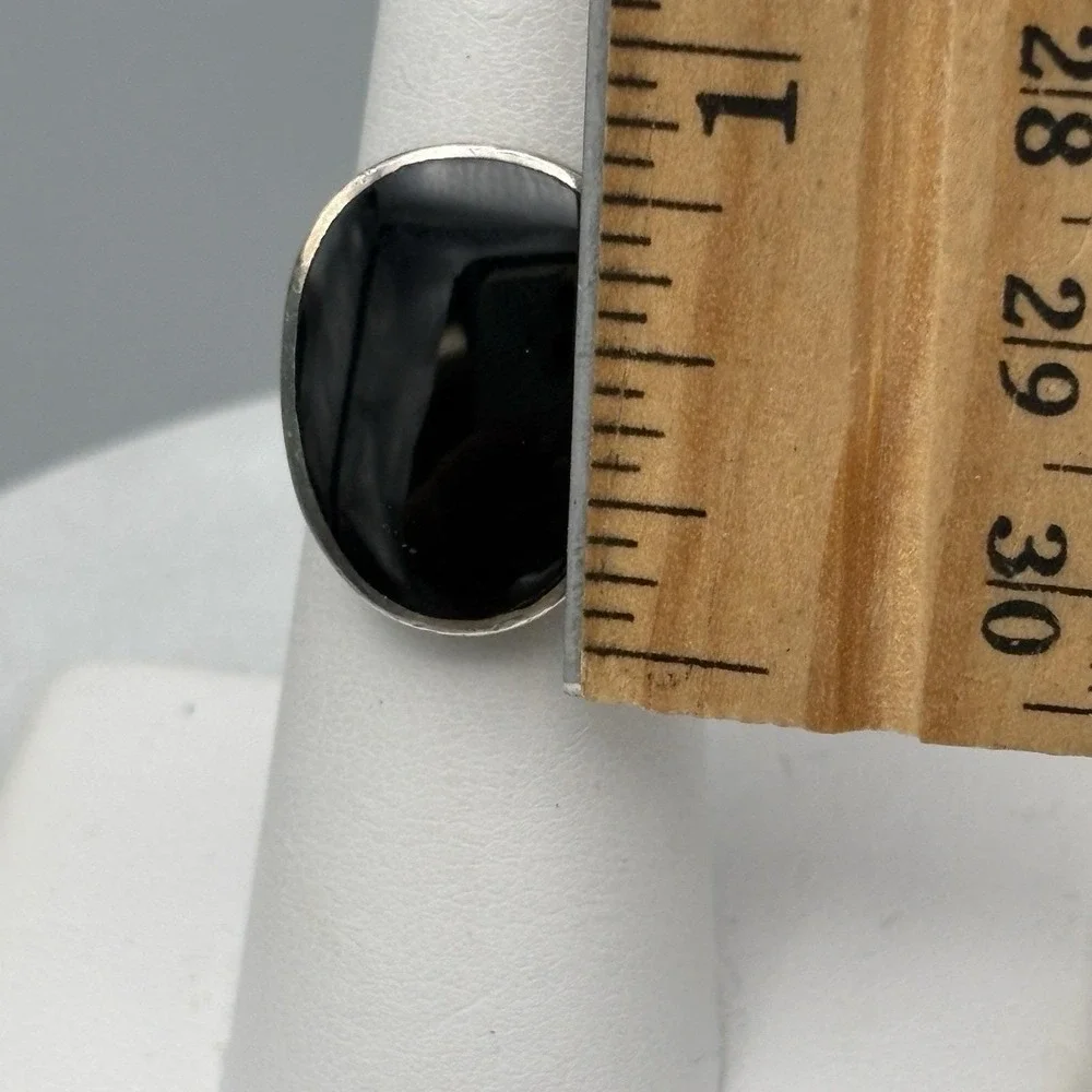 Vintage Sterling Silver Onyx Ring 925 Size 6 Smooth Bezel Set Statement